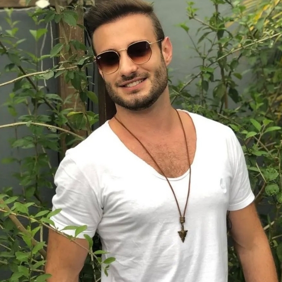 Model Display Ray-Ban Hexagonal Gradient Brown RB3548N - Picture 16 of 16